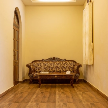 Mayura Pine Top, Nandi Hills Gallery 1