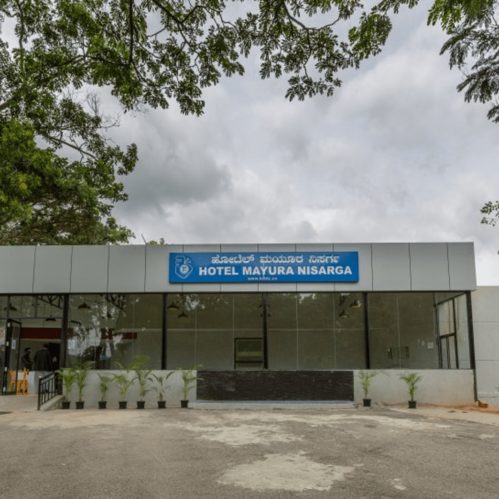 Mayura Nisarga, Pearl Valley